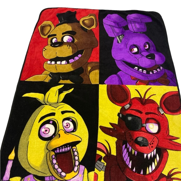 Five Nights at Freddy's Throw Blanket Soft Colorful Collectible 2016 - Picture 1 of 5